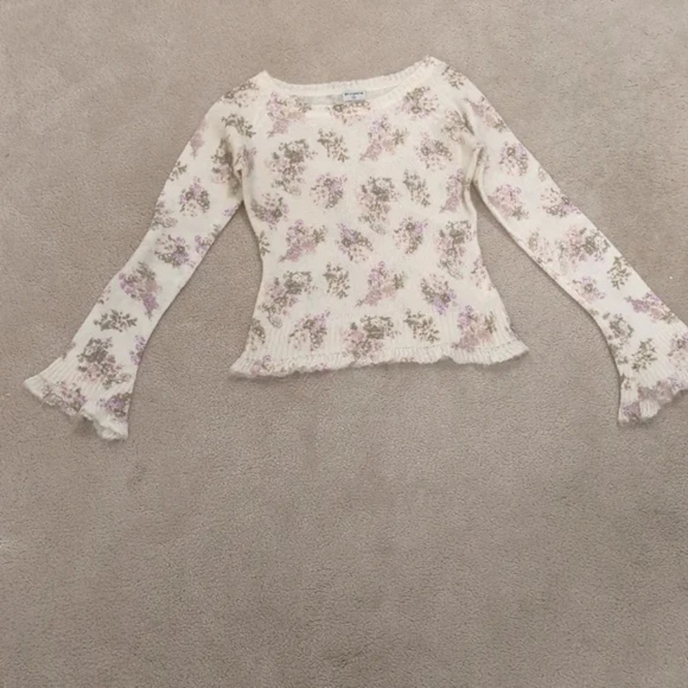 Floral Sweater - Picture 4 of 6
